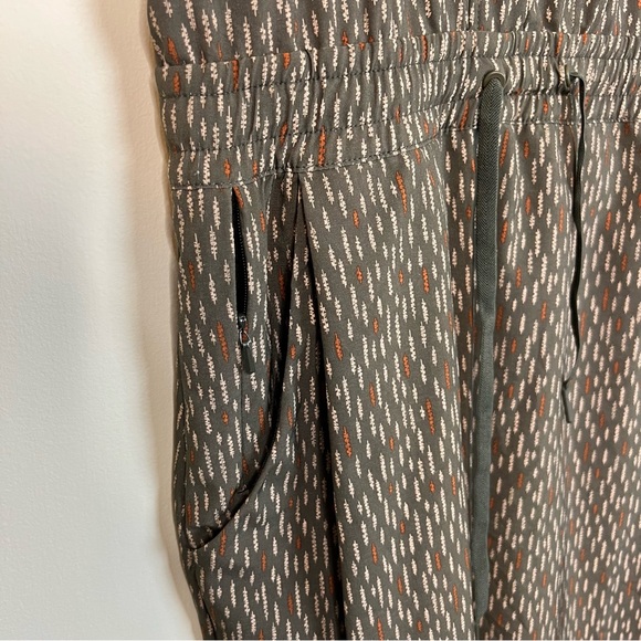 REI Co-op Aoraki Travel Dress Size Medium - Picture 8 of 8